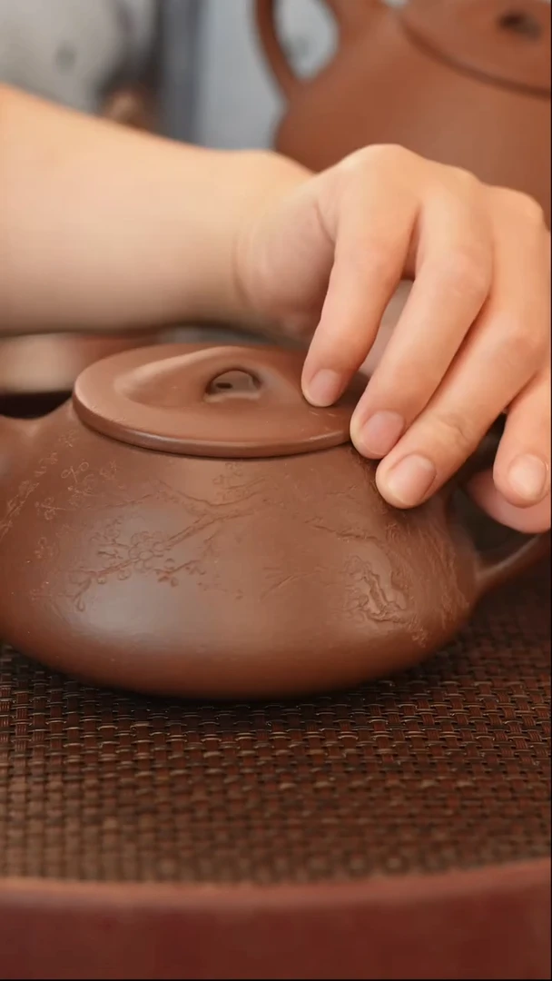 茶壶紫砂石瓢 紫泥 大容量 470cc 滴子有裂 雕刻 18目