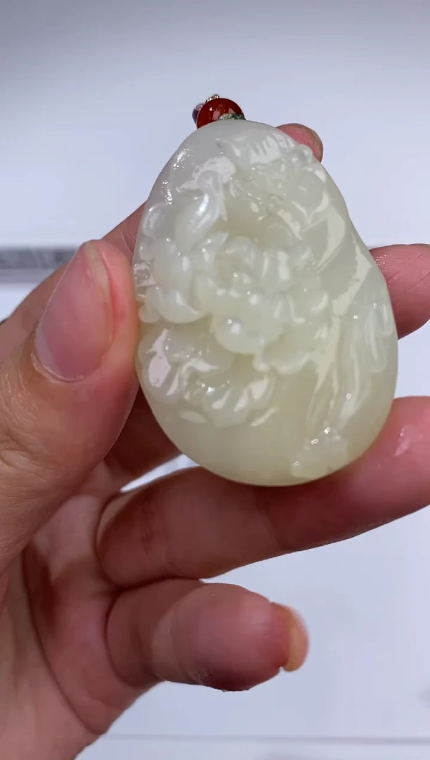 未镶嵌和田玉挂件373270   多人