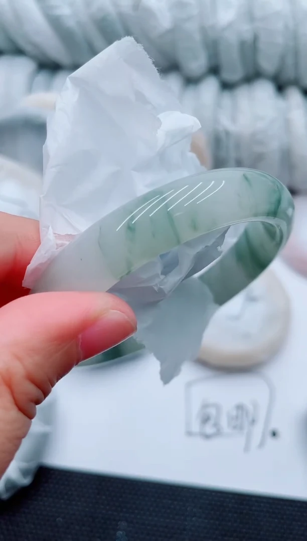 石英质玉手镯未镶嵌E81-58-59