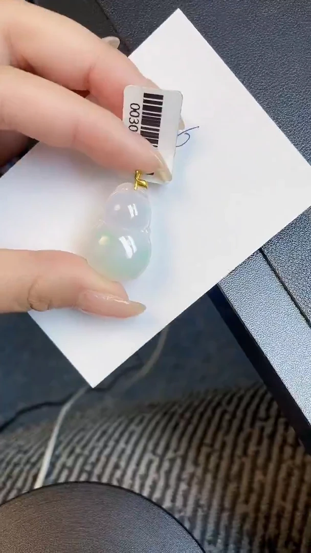 【闪购商品】翡翠颈饰18K金镶嵌00000000