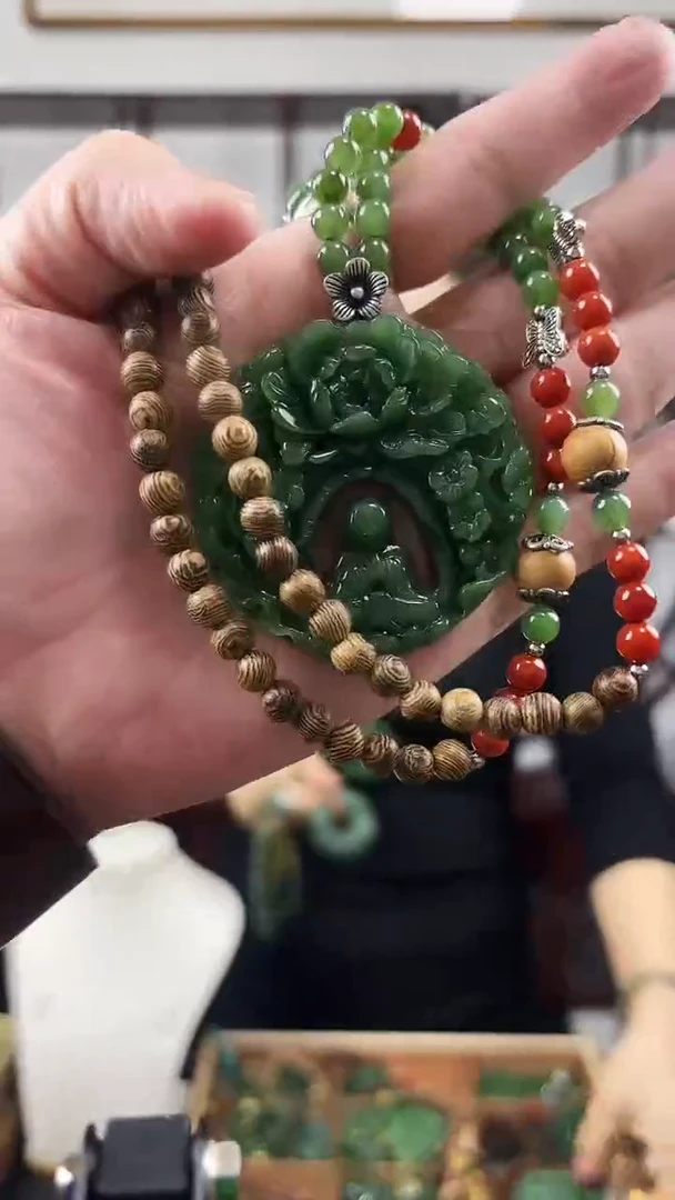 颈饰未镶嵌和田玉悟道