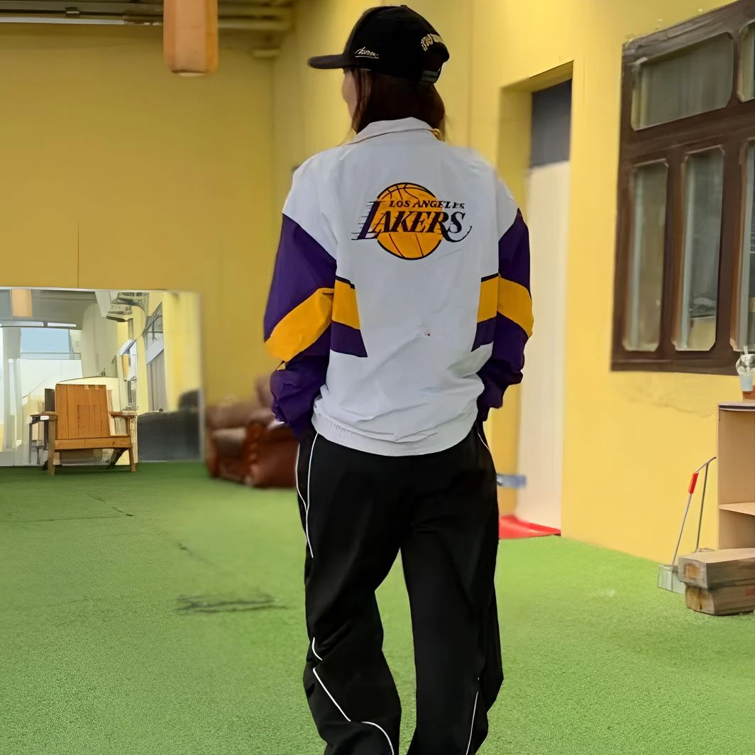 湖人公牛老鹰乌鸦春秋季薄款时尚拉链夹克衫