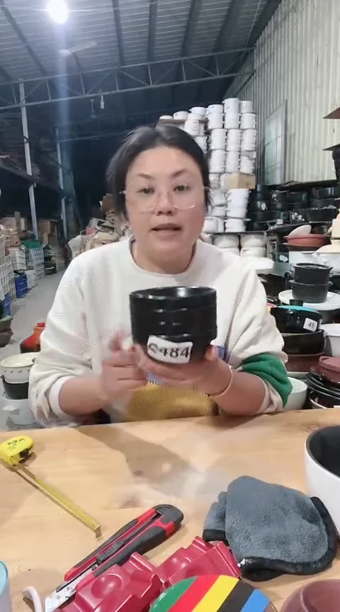 【闪购商品】c484瑕疵黑色小碗四个