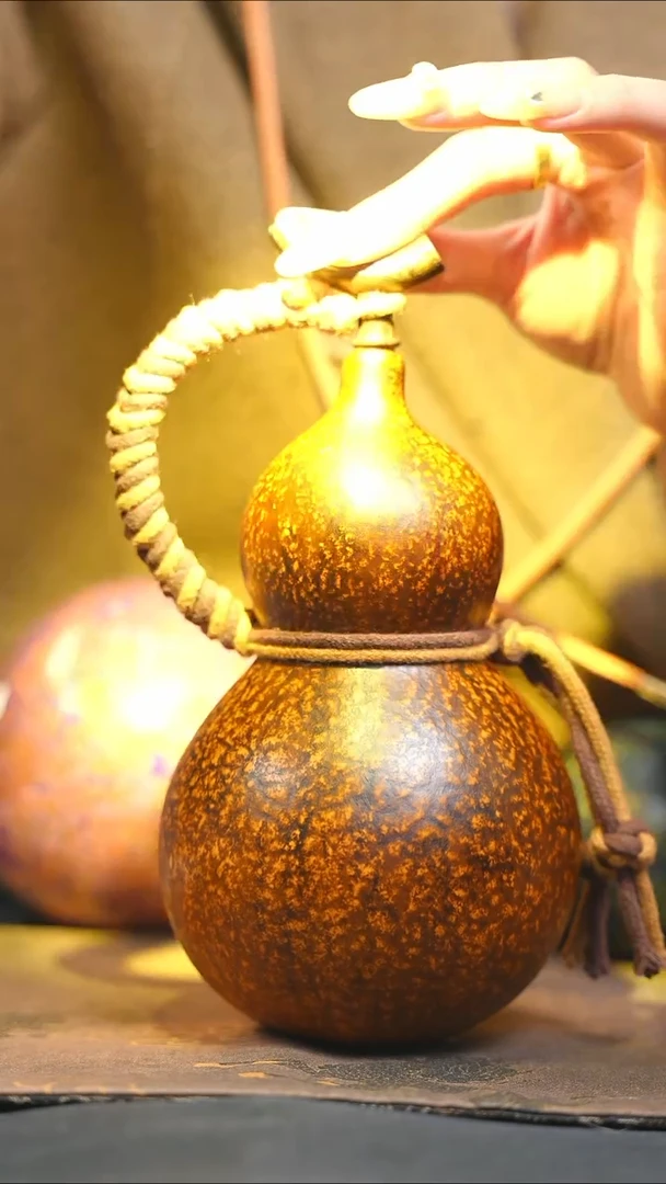 【闪购商品】XR272大漆酒葫芦不包手串及旋转底座