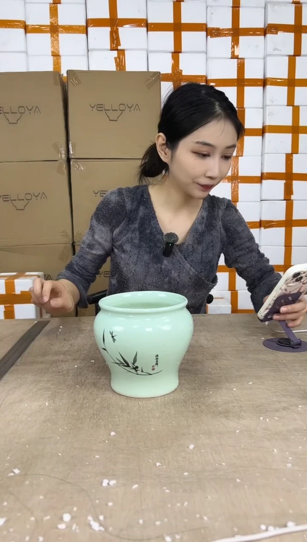 缸型浅绿竹子13x13