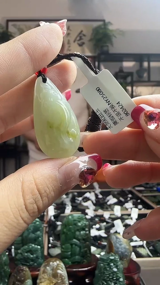 颈饰未镶嵌和田玉2424