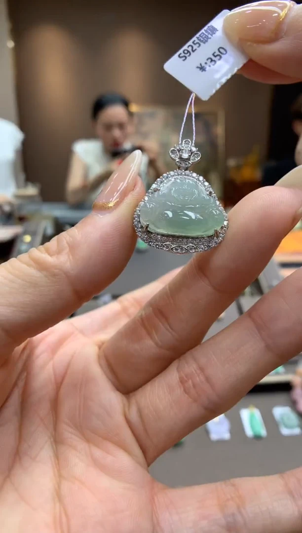 翡翠银S925镶嵌颈饰佛公
