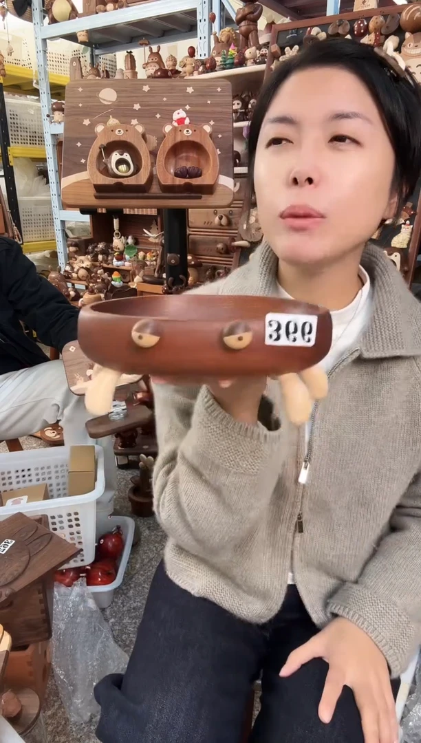 木?****?366乌檀木小螃蟹