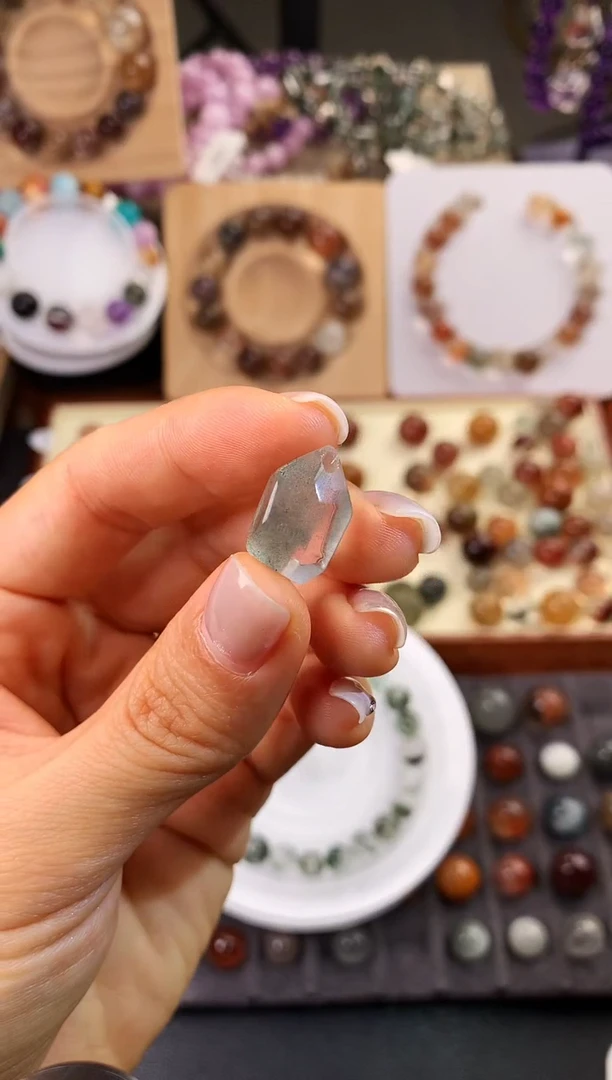 水晶手链未镶嵌简*天然水晶单珠