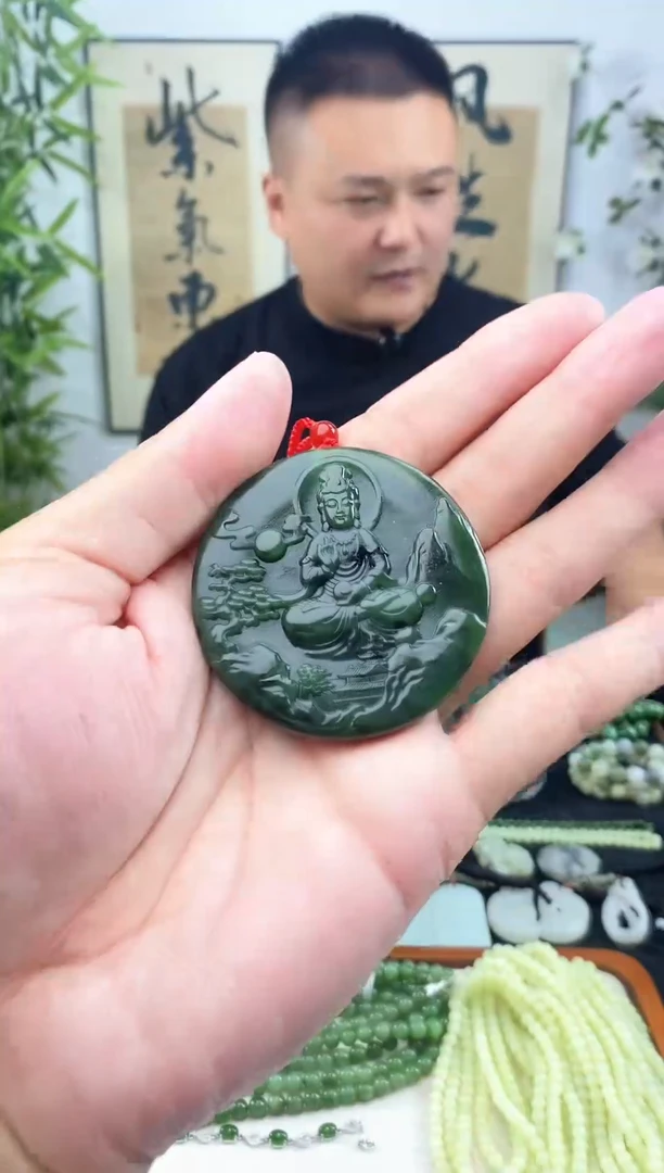 和田玉未镶嵌颈饰1