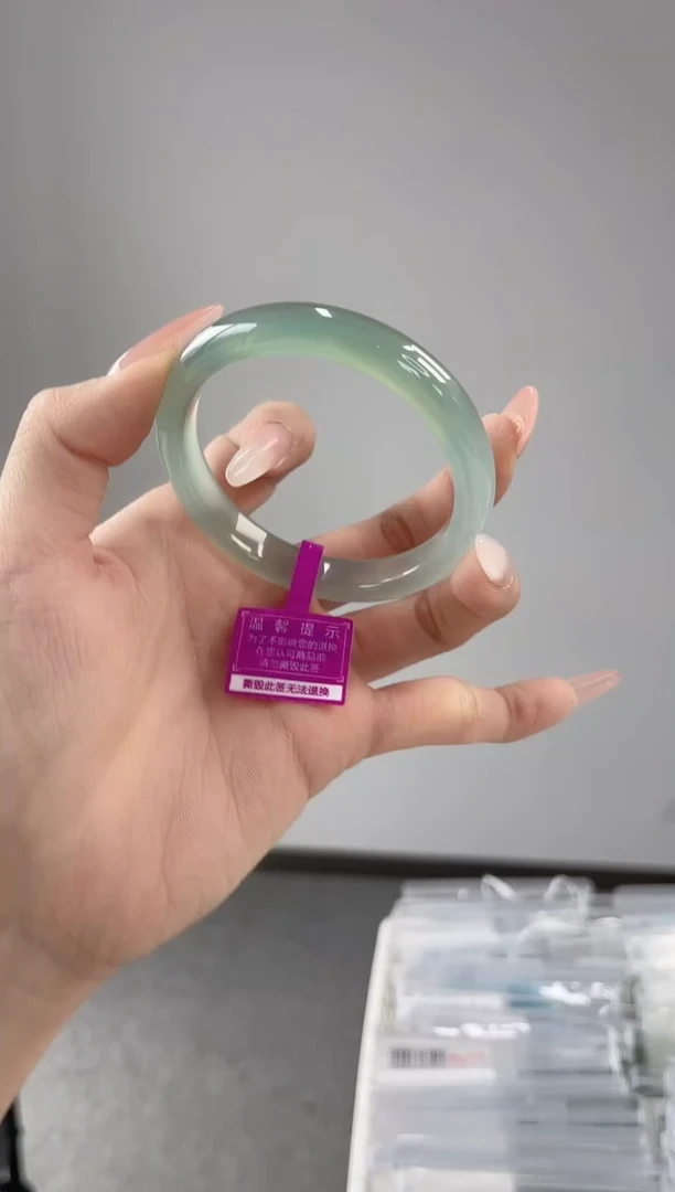 【闪购商品】玛瑙/玉髓手镯未镶嵌54-55圈