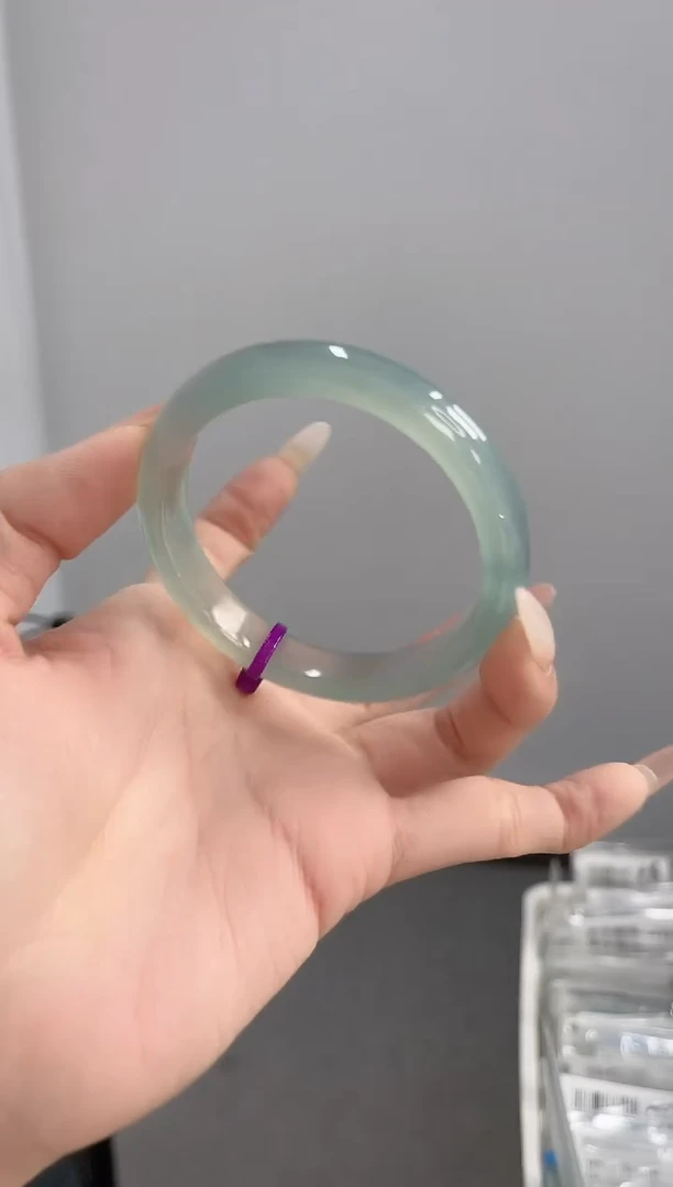 【闪购商品】玛瑙/玉髓手镯未镶嵌53-54圈