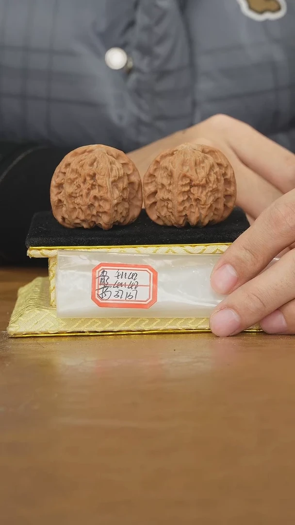 把件文玩核桃白狮子