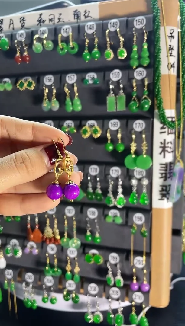 【闪购商品】翡翠耳饰银S925镶嵌940..