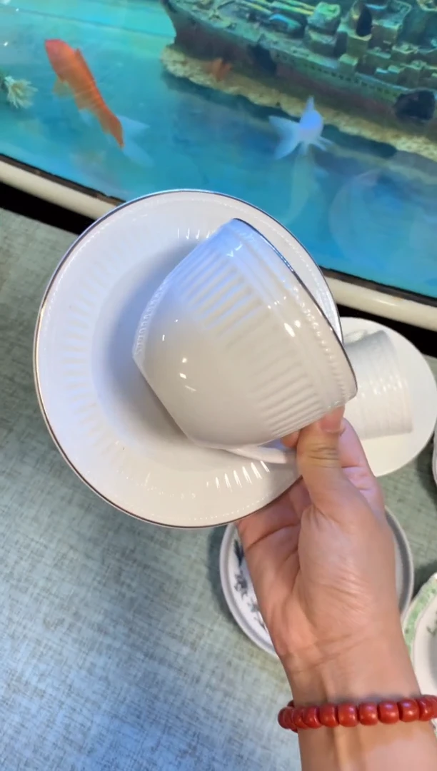 瓷片陶瓷尾单CC330有瑕一杯一碟