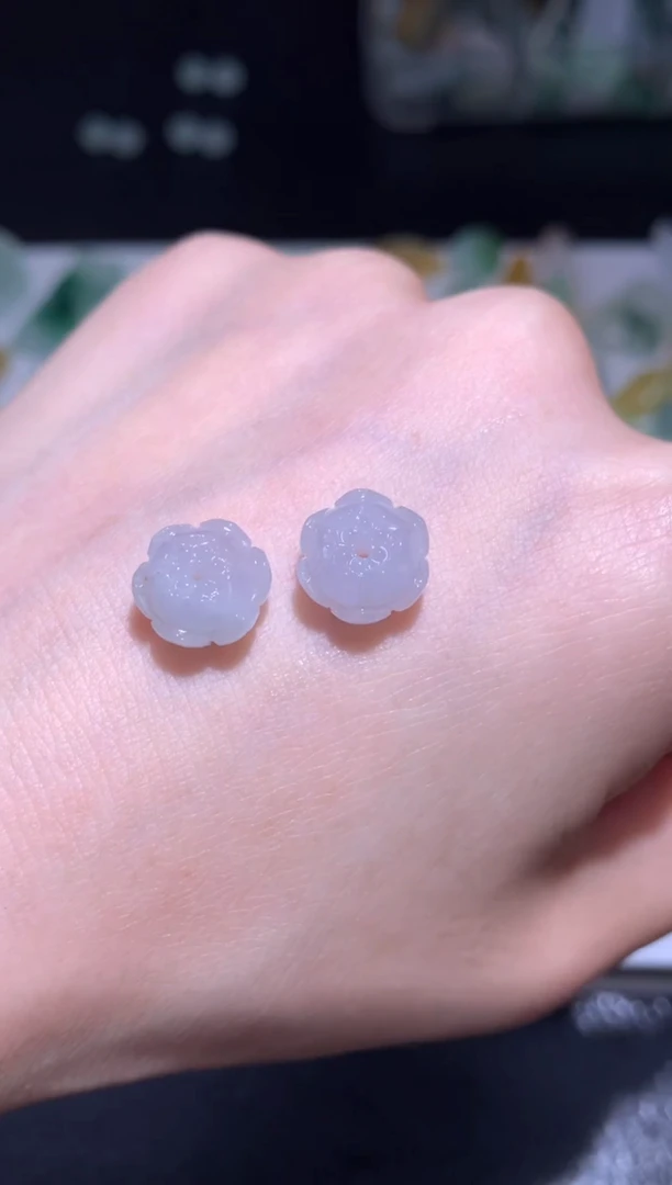定制翡翠未镶嵌一对莲花珠