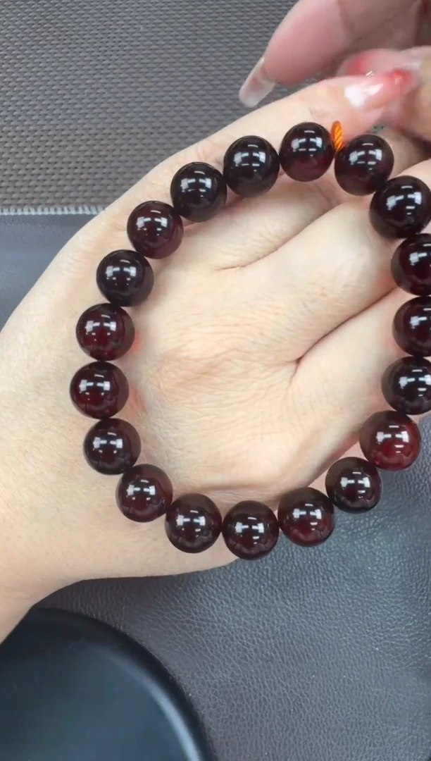 【闪购商品】琥珀裸石未镶嵌9-10多样性，发一