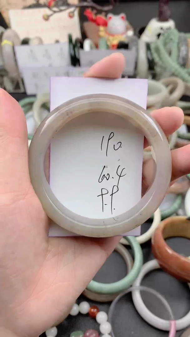 未镶嵌手镯石英质玉190