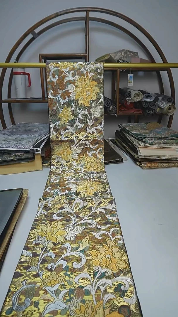 织绣66西阵织六通缠枝莲