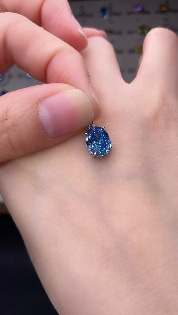 5克拉海蓝宝石（处理）欧美风吊坠