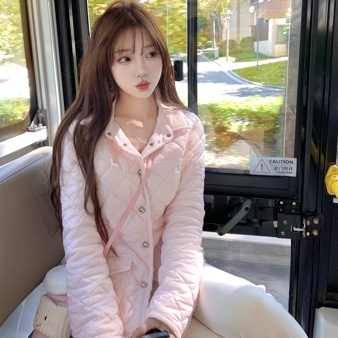 源头工厂清货 芝芝雪芙 短款收腰绗菱形格缝修身轻薄棉服保暖显瘦