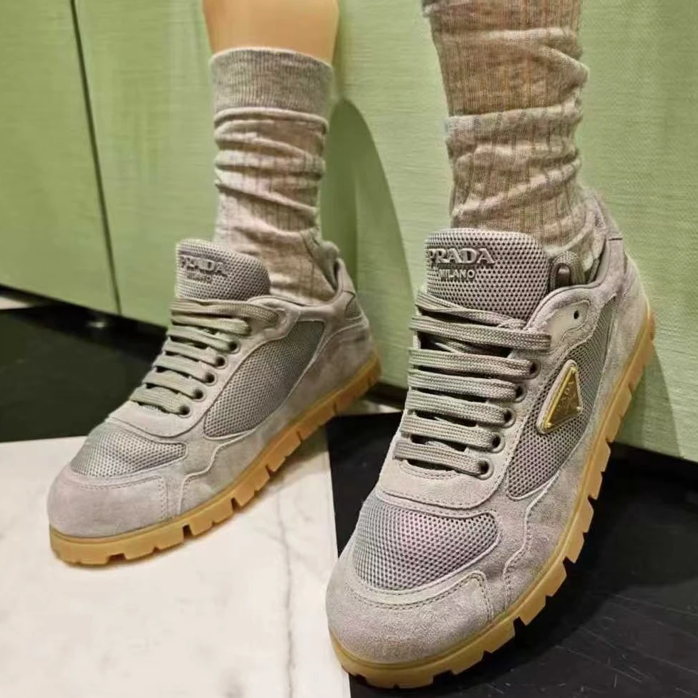 未使用 Prada/普拉达 /六六/女款网面德训鞋