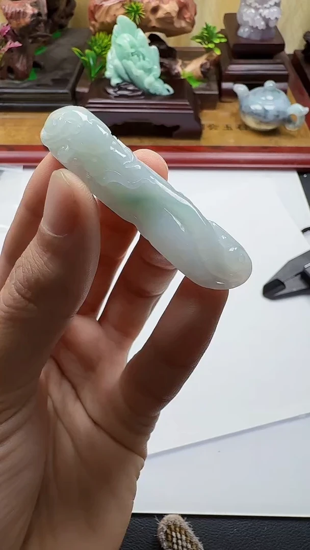 吊坠(不含链)未镶嵌翡翠1