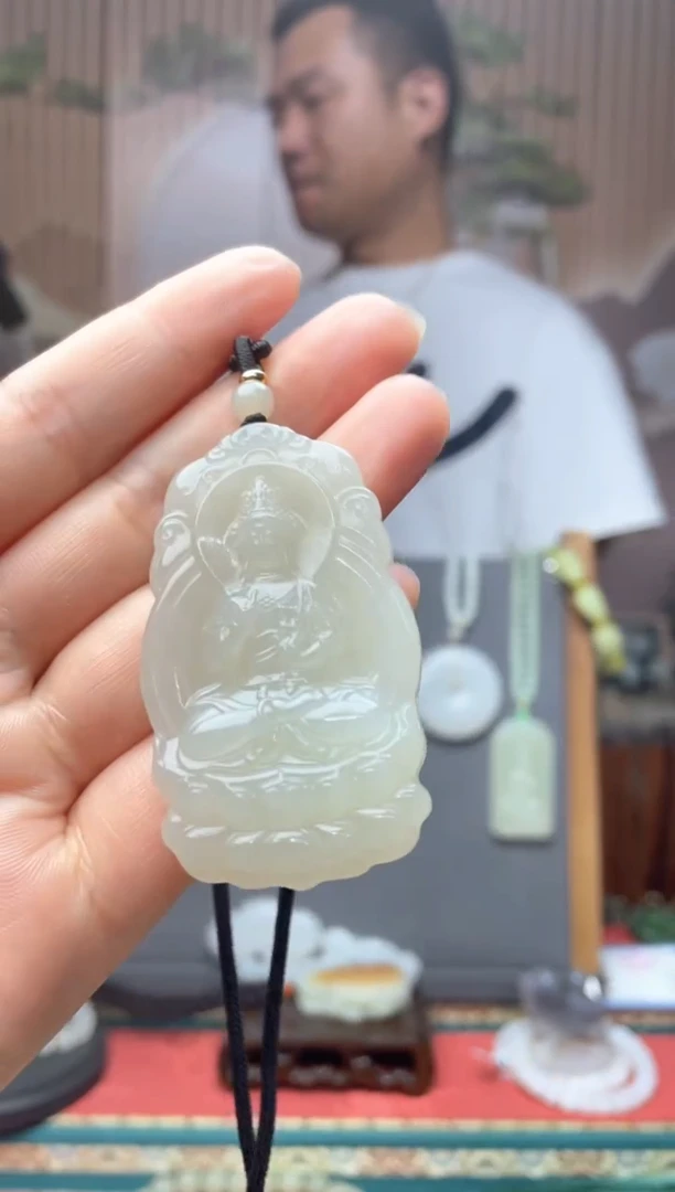 和田玉未镶嵌颈饰拍一发一