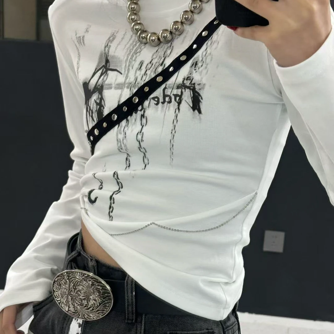 娱娱女装春装新款时尚洋气个性小众链条上衣T