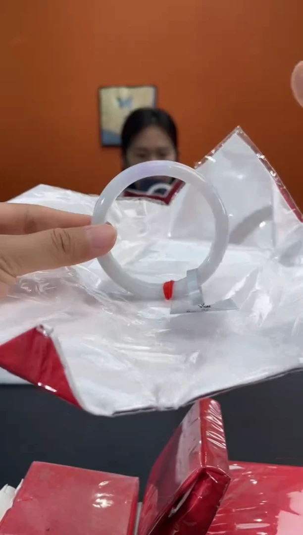 未镶嵌手镯翡翠10   53-55