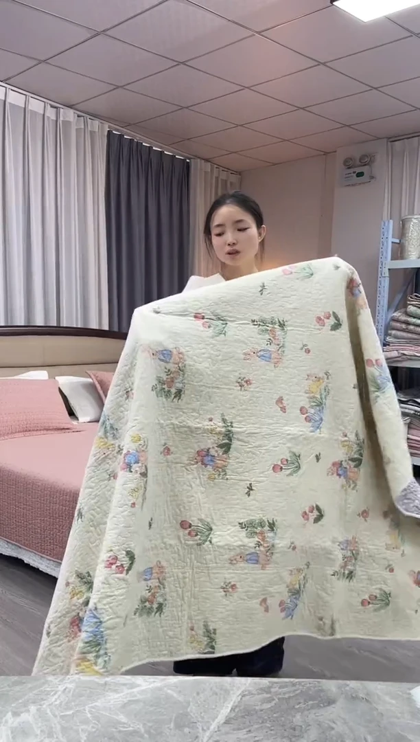 棉120cm*210cm 花丛小兔