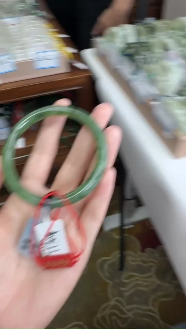 未镶嵌手镯和田玉55