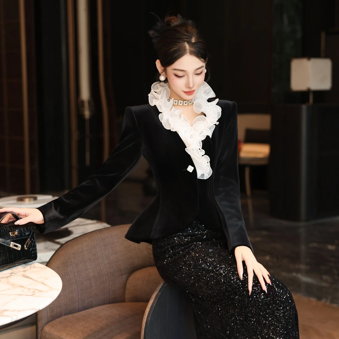 MD进进原创【高定香风】2025冬季加棉丝绒气质小香风设计拼接短外套