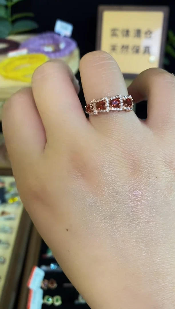 【闪购商品】石榴石戒指银S925镶嵌戒指