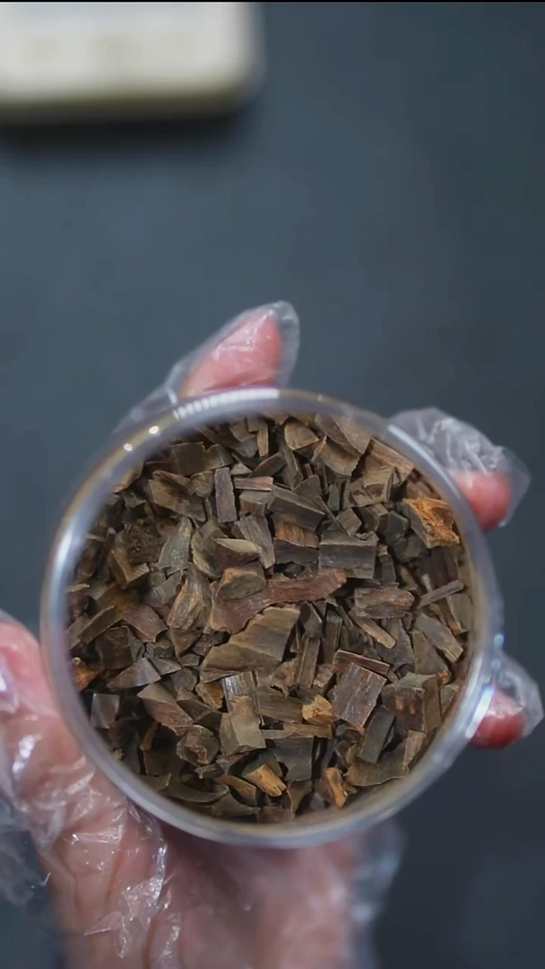 沉香沉香碎屑达拉干沉水碎料1克