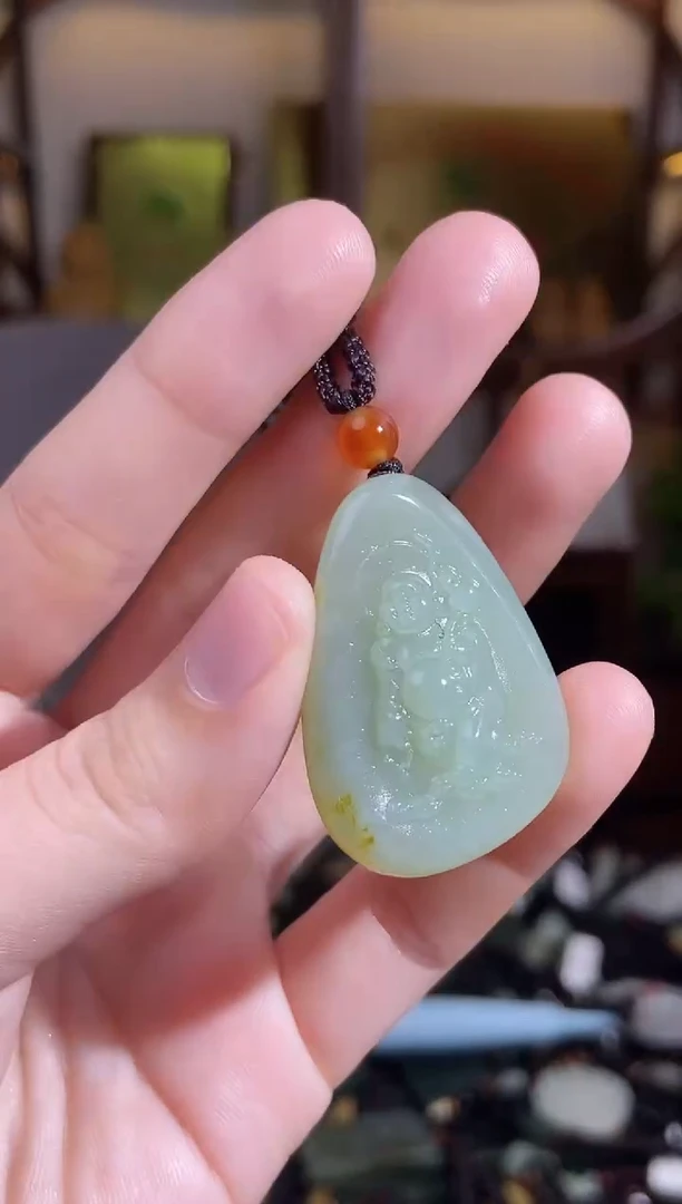 颈饰未镶嵌和田玉1