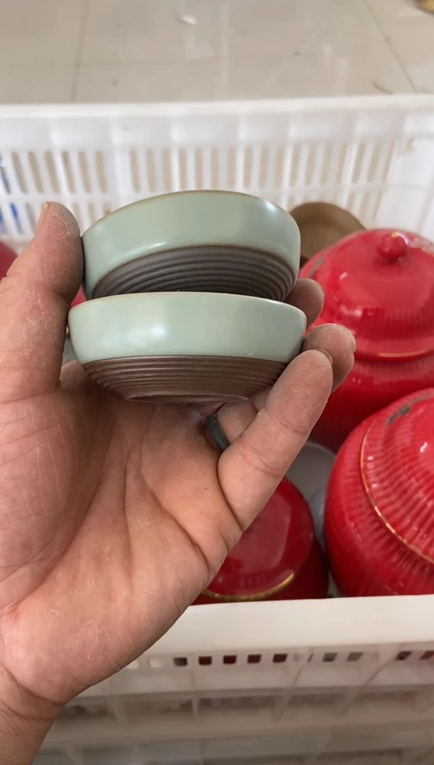 杯无运费险有瑕疵的摄影的产品有使用过的痕迹有点脏介意勿拍