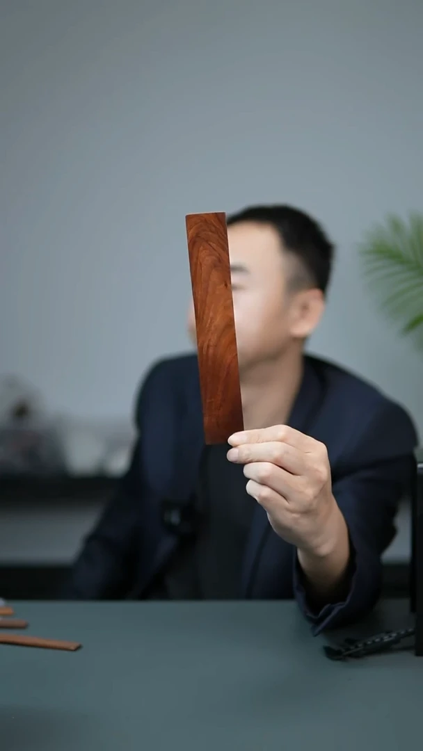 黄花梨/降香黄檀把件黄花梨 书签