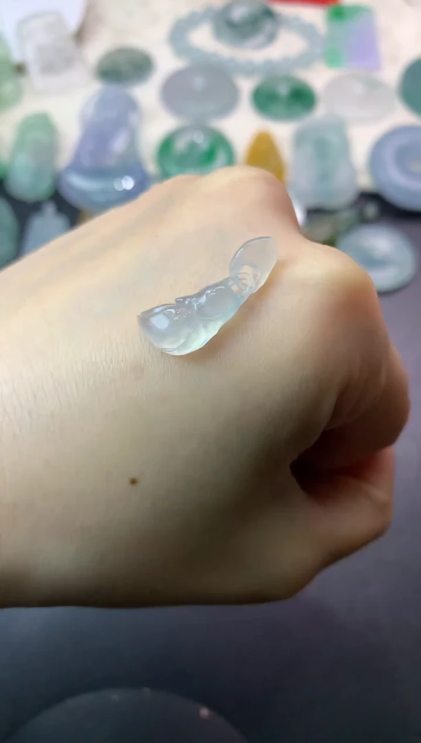 定制翡翠未镶嵌毛货