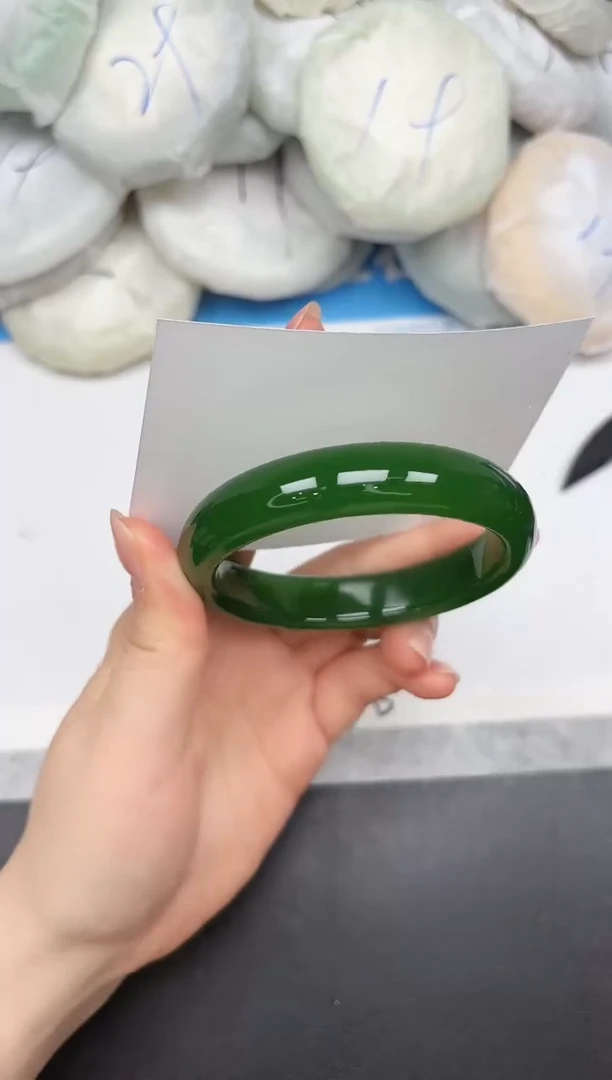 未镶嵌手镯石英质玉A198/58.8