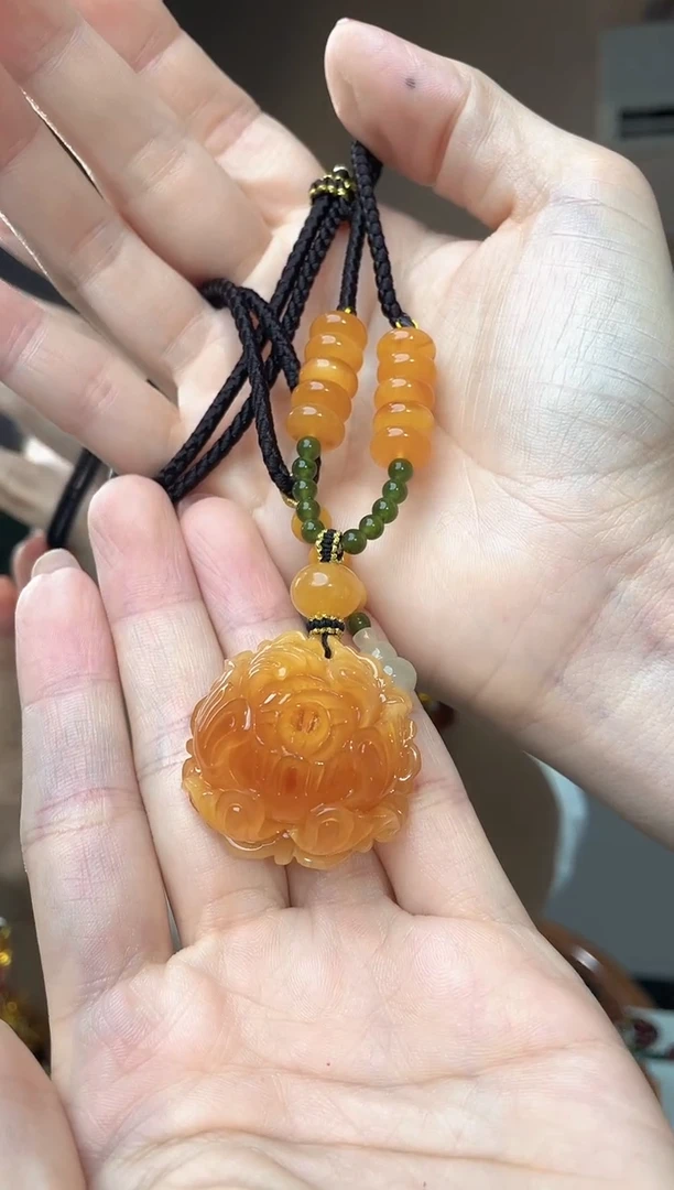 裸石琥珀未镶嵌蜜蜡牡丹花32*34