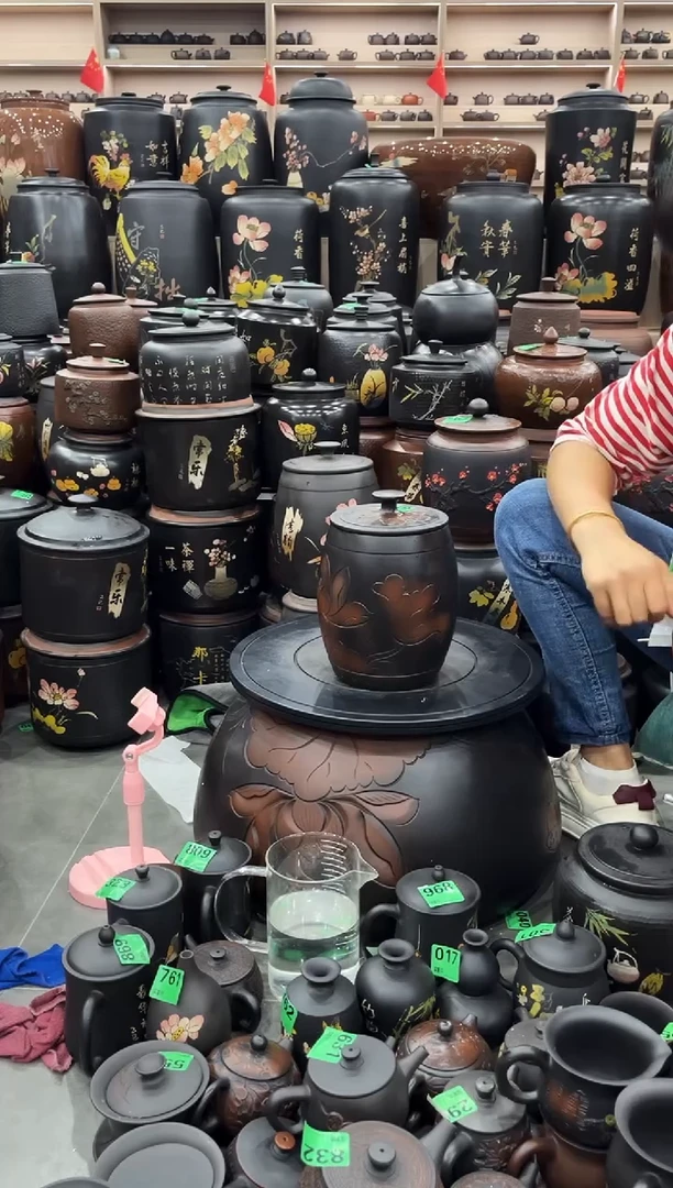 罐瑕疵茶叶罐 高柱荷花 819