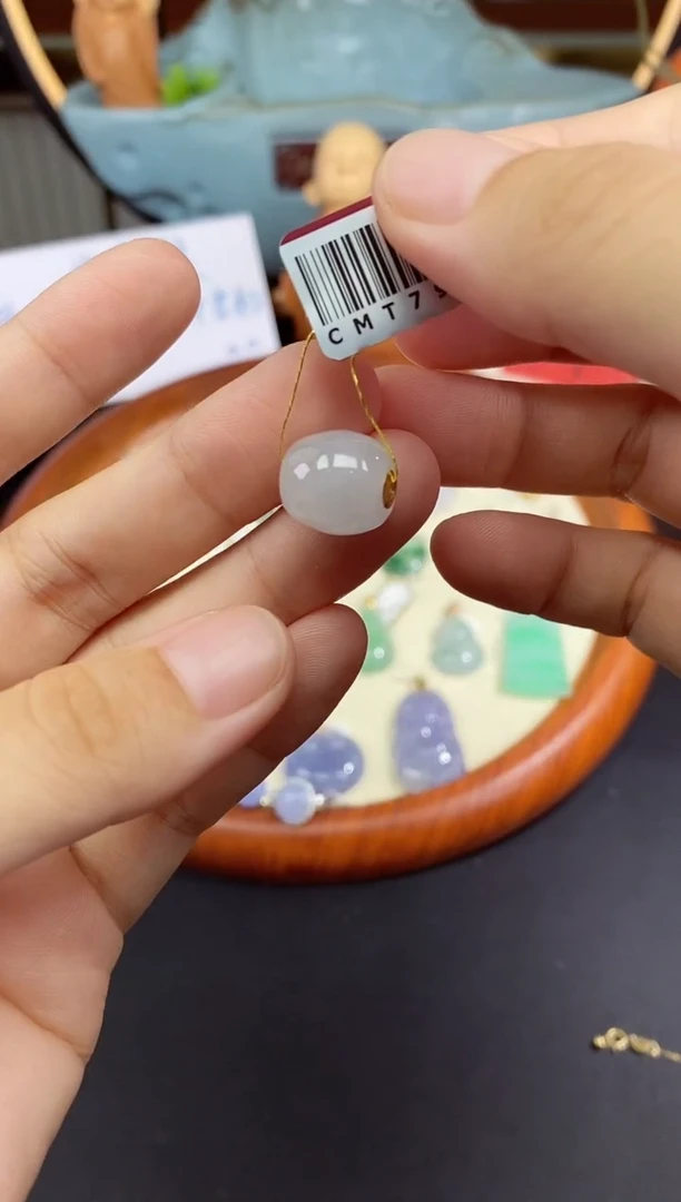 吊坠(不含链)18K金镶嵌翡翠路路通多样性发其一@@CMT799