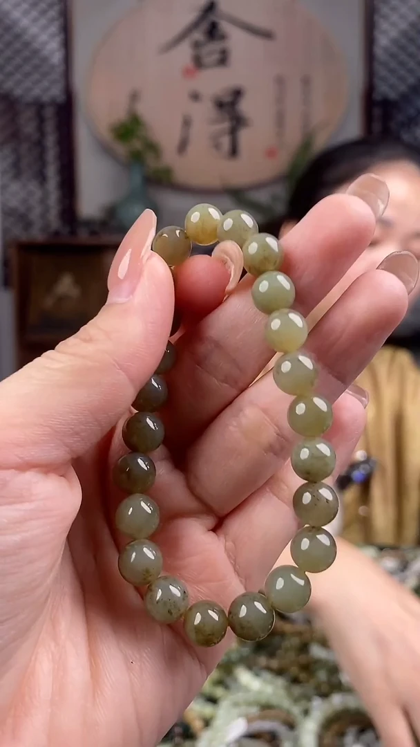 和田玉未镶嵌颈饰拍一发一