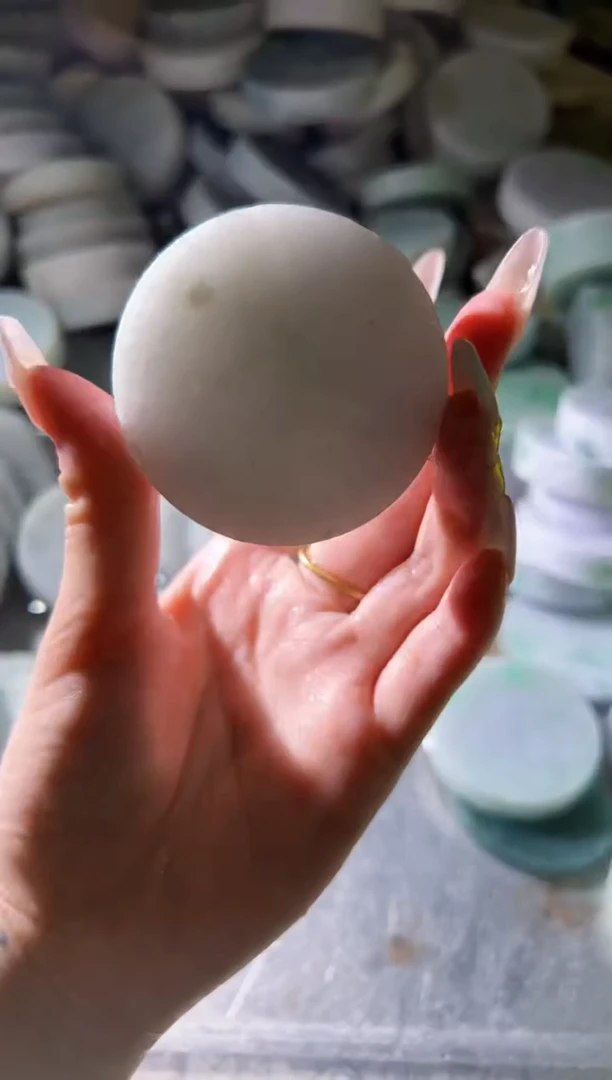 翡翠未镶嵌颈饰翡翠A货小蒋35