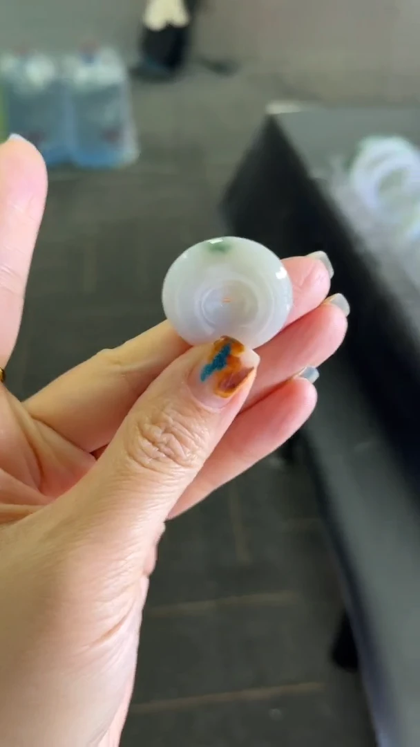 【闪购商品】翡翠吊坠(赠链)未镶嵌翡翠平安扣单样发一件