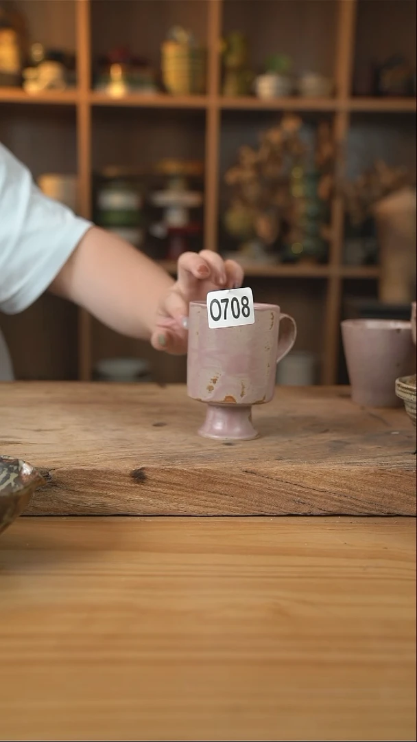 0708粉色系列的高脚直筒杯