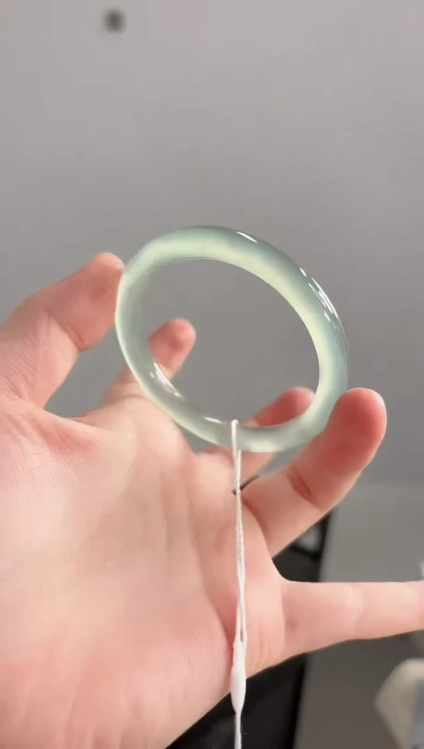 玛瑙/玉髓手镯未镶嵌54圈