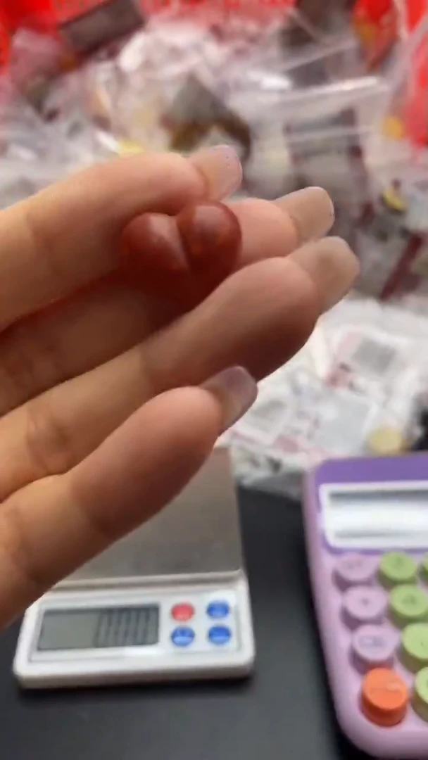 未镶嵌南红玛瑙珠宝奇石2010