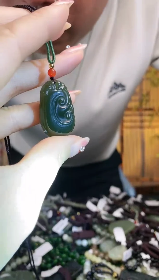 【闪购商品】和田玉颈饰未镶嵌多样性发货，拍一发一